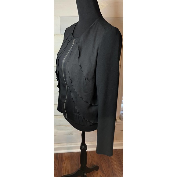 Women's Gap Black Ruffled Jacket Ruching Bottom Sz M Zip Front Top - Picture 9 of 13